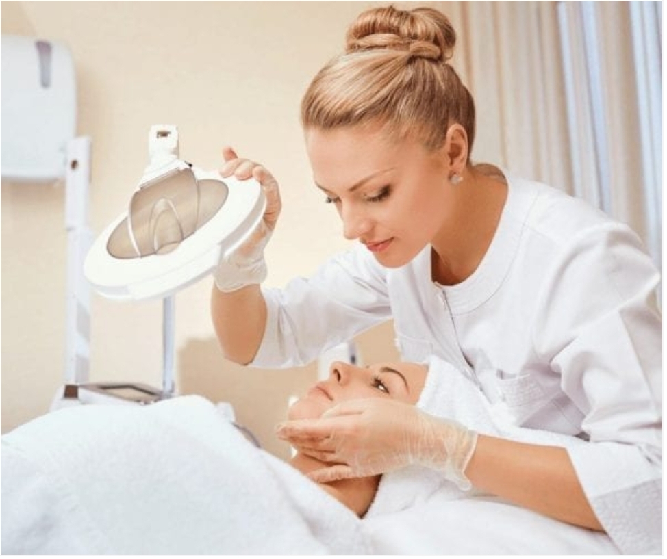 Certificat en Esthétique et Cosmétologie - Vio Malherbe - Lausanne Certificat en Esthétique et Cosmétologie - Vio Malherbe - Lausanne